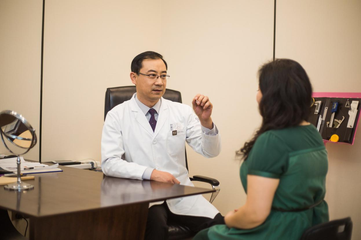 青岛伊美尔孙好杰: 工作态度精益求精、整容技