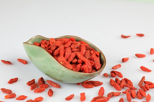 办公桌上放什么植物好?常做5件事避免电脑病