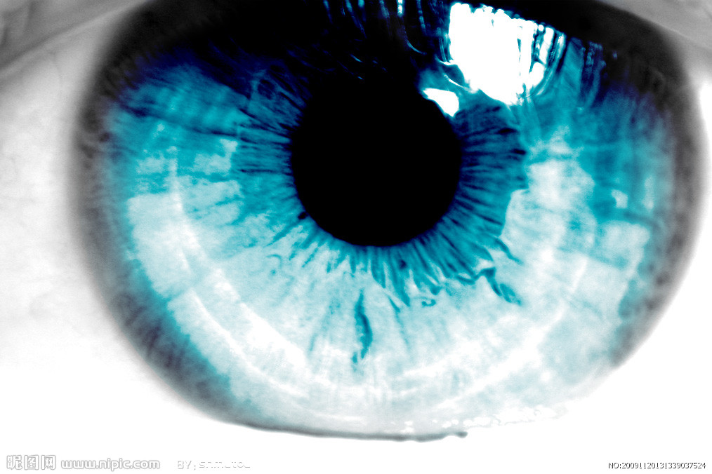 从眼睛剖析你的健康状况 眼白发蓝慢性缺铁