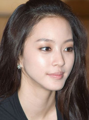 韩国的美人都有谁 0010c6dc966811de021e01.jpg