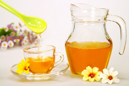 15法使蜂蜜营养翻倍 蜂蜜+冬瓜汁治小便不通