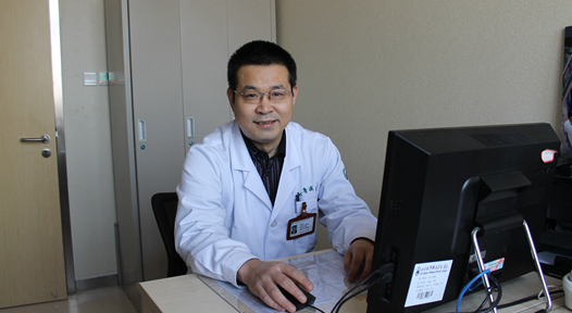 http://health.qingdaonews.com/images/attachement/jpg/site1/20141215/f0def10d8dca15f8e41503.jpg /enpproperty--> 李建民,山东大学齐鲁医院骨科主任,山东大学齐鲁医院(青岛)骨科中心主任,教授,主任医师,博士生导师。