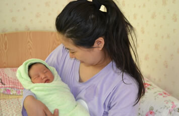 古筝老师生宝宝 芭比娃娃来道喜