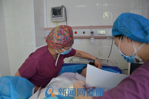 产妇和助产士的心跳总是连在一起