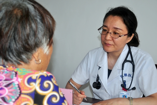 迎七一 市卫计委第三党建协作区开展党员志愿服务活动