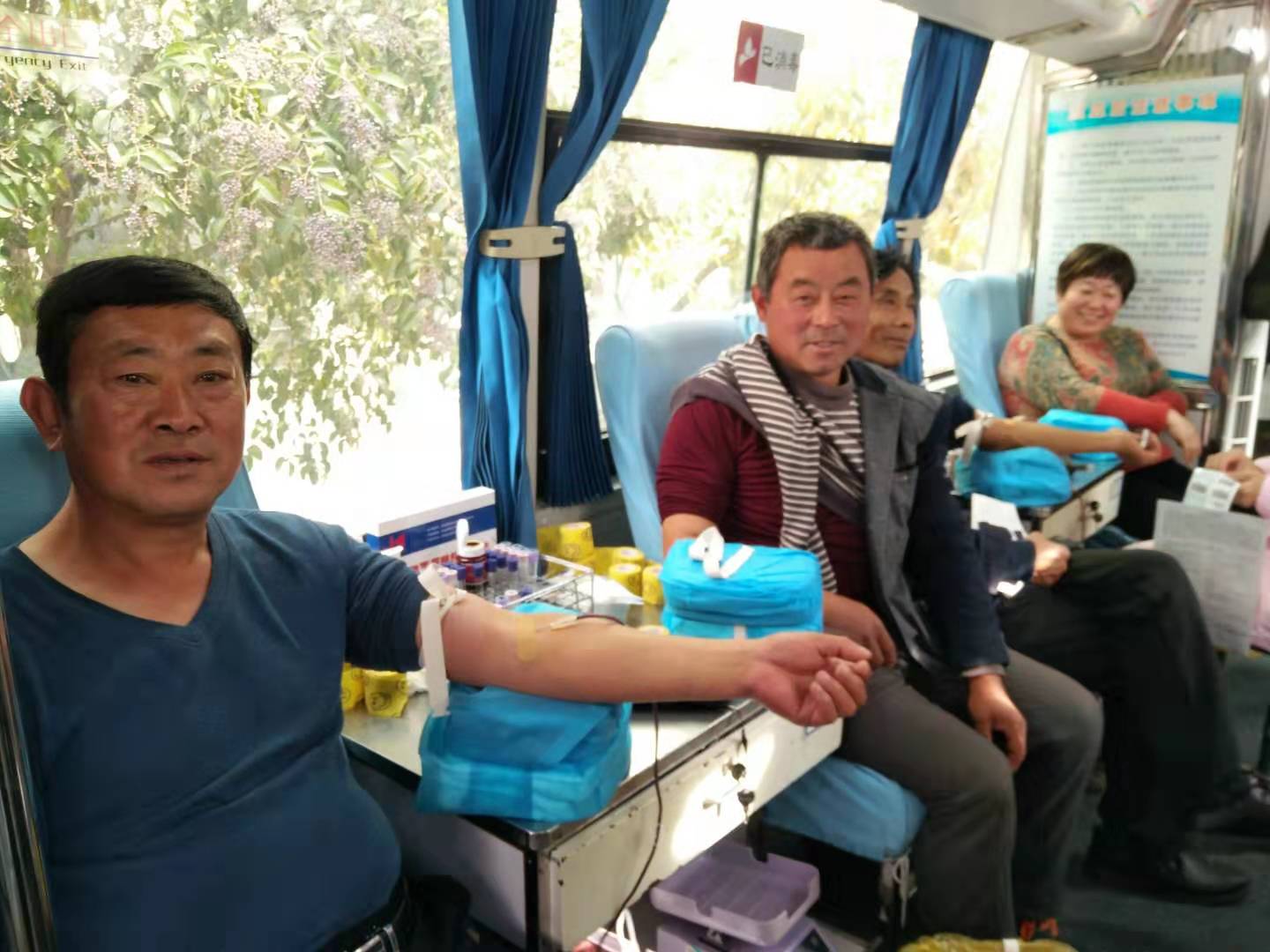 山区质朴南墅人热血真情献爱心